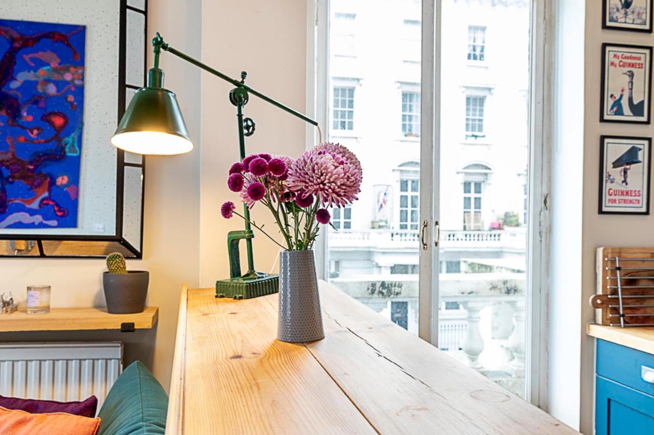 Beautiful Two Bedroom Abode Near Victoria London Eksteriør bilde