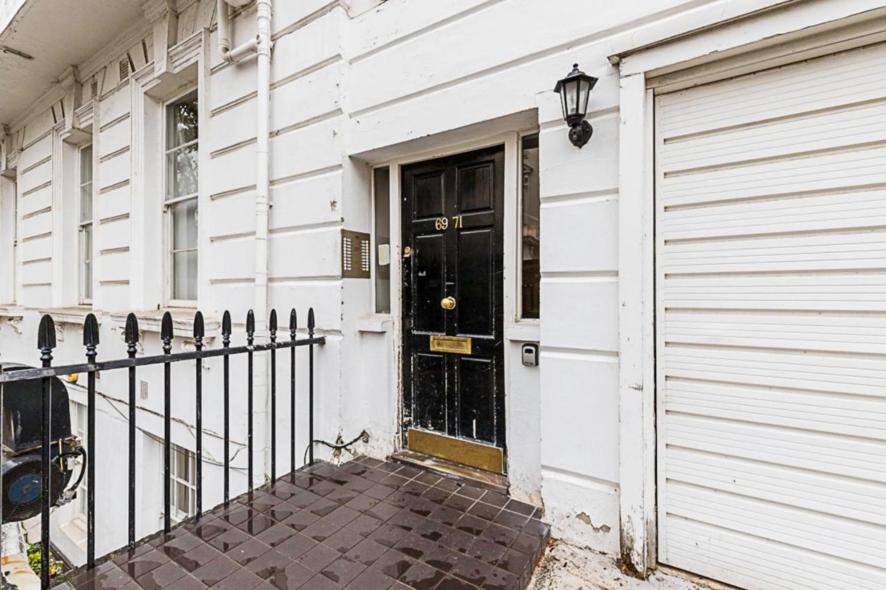 Beautiful Two Bedroom Abode Near Victoria London Eksteriør bilde