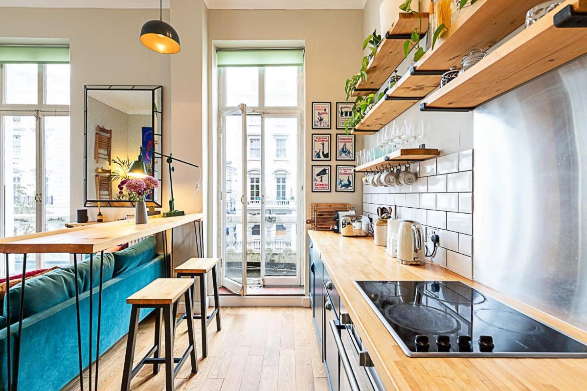 Beautiful Two Bedroom Abode Near Victoria London Eksteriør bilde